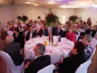 Mini 8aa50da0 e4c3 49d4 bb33 bb2e234315b9