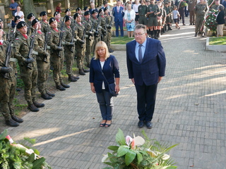 Mini b9147389 9f32 4125 aa18 51a40d712764