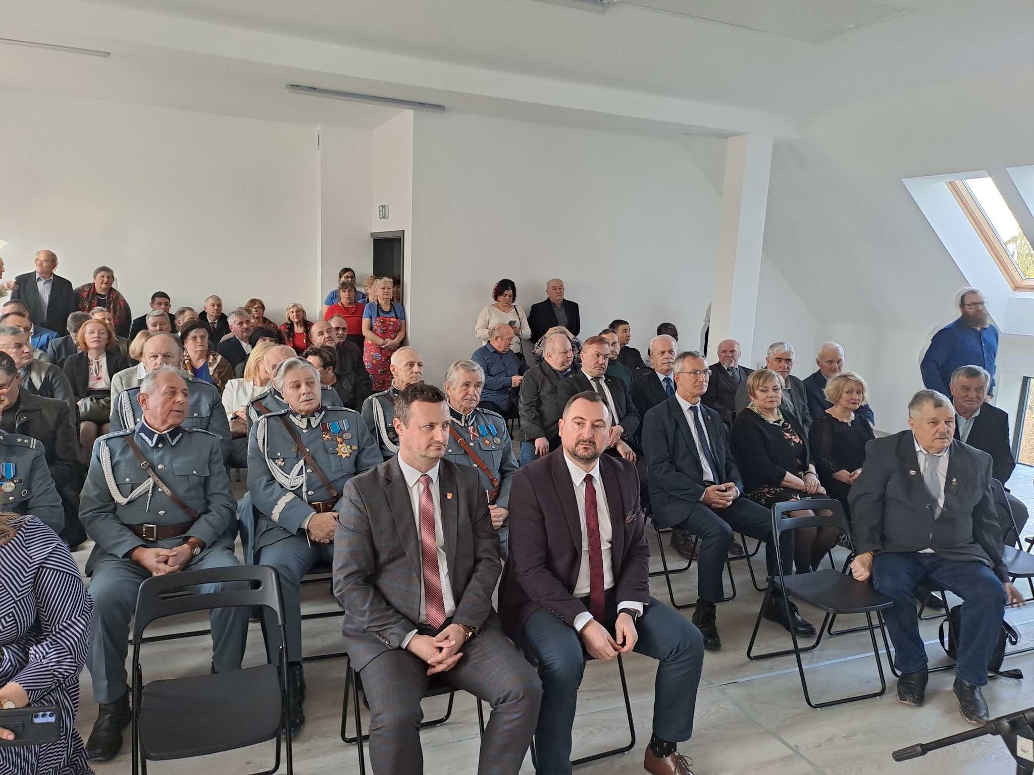 7a346301 b060 4a59 acf8 4175c985a2f6