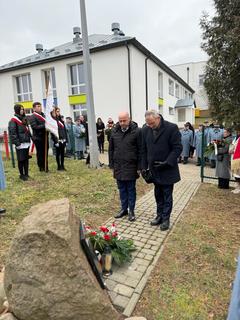 Mini 5e839f88 9d96 4457 981e 6bc4ee0d8e74