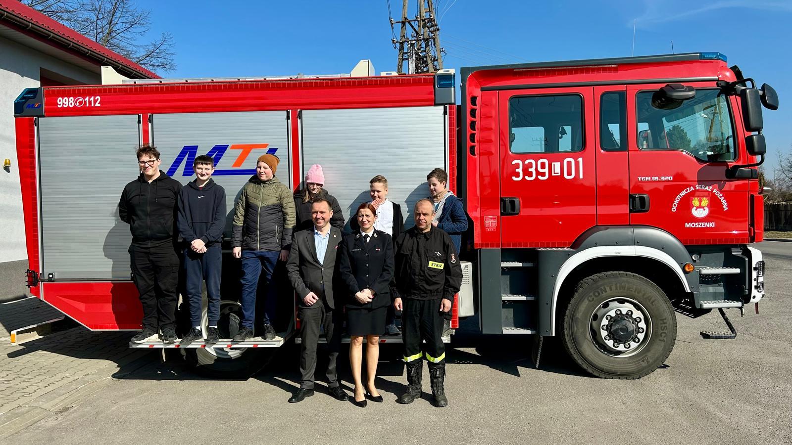 5bf5e28f 678a 4fa2 841d 558020a95ace