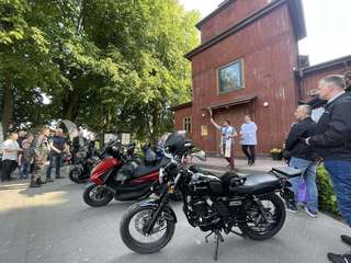 Mini fb383401 2694 4743 bf1a d1c2d8f93d33