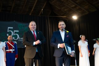 Mini 3ca9e5ba b858 41f4 b42e 1708fb72bb18