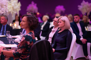 Mini f9f8c247 180c 4cb4 9019 9ad647dbe5b6