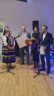 Mini d8be8bf2 c6b2 4411 9c4e 34edebee7434