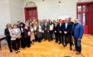 Mini 62049cc9 8bae 4408 8bce 434e6ede9399