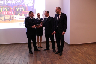 Mini 5e1e51cd c0f2 4ca5 ac19 8704c9b77688