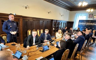 Mini 86ef4a58 7a93 4411 b3fc 8bf436b93938