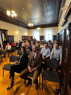 Mini 620443aa eab3 464b 9397 4d598e9267c0