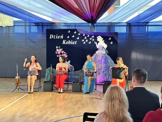 Mini f3c1f7fe 1972 4d9a ad01 2f33b8d9a1e2